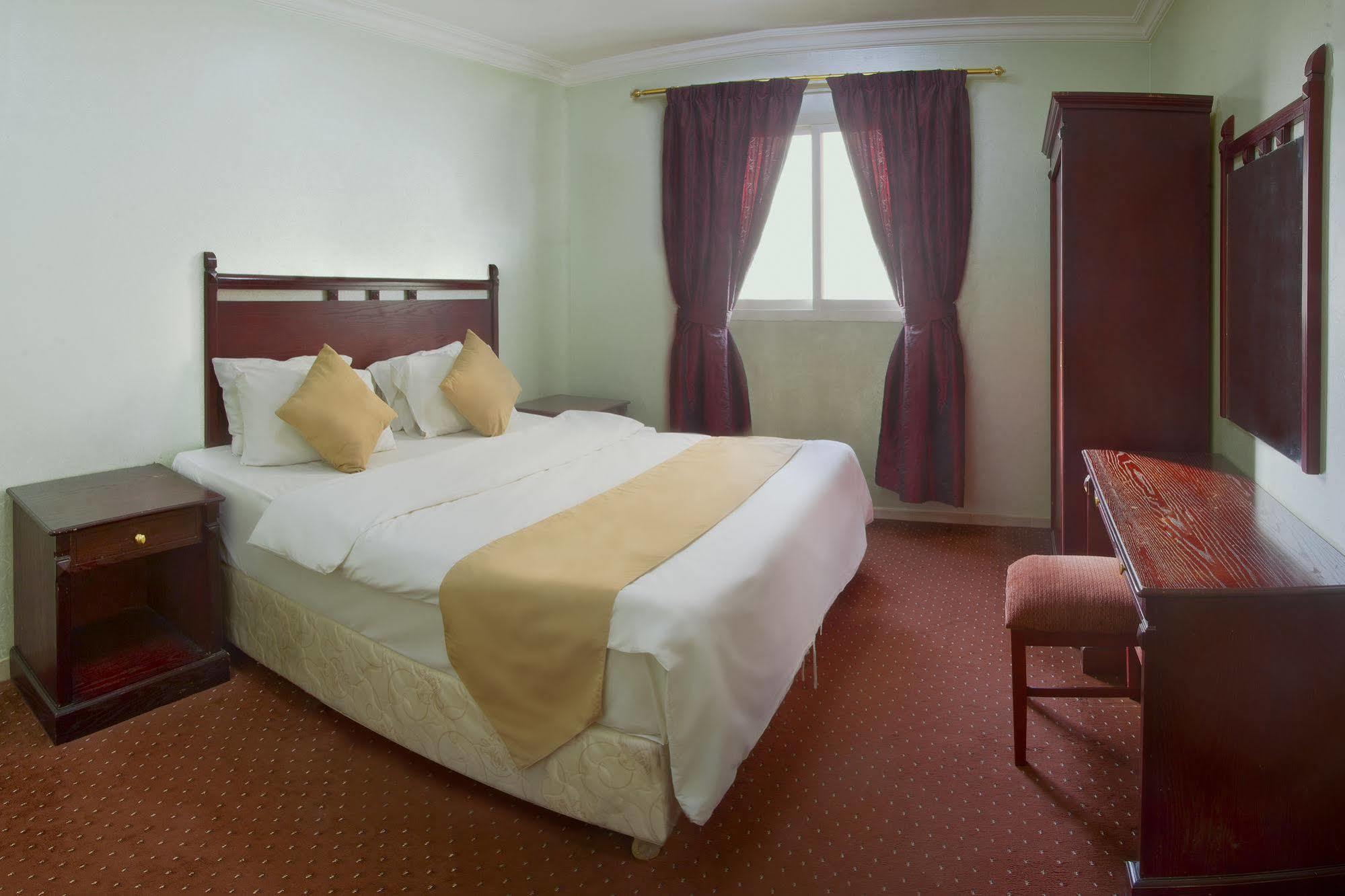 Al Farhan Hotel Suites Al Aqiq Rijad Zewnętrze zdjęcie