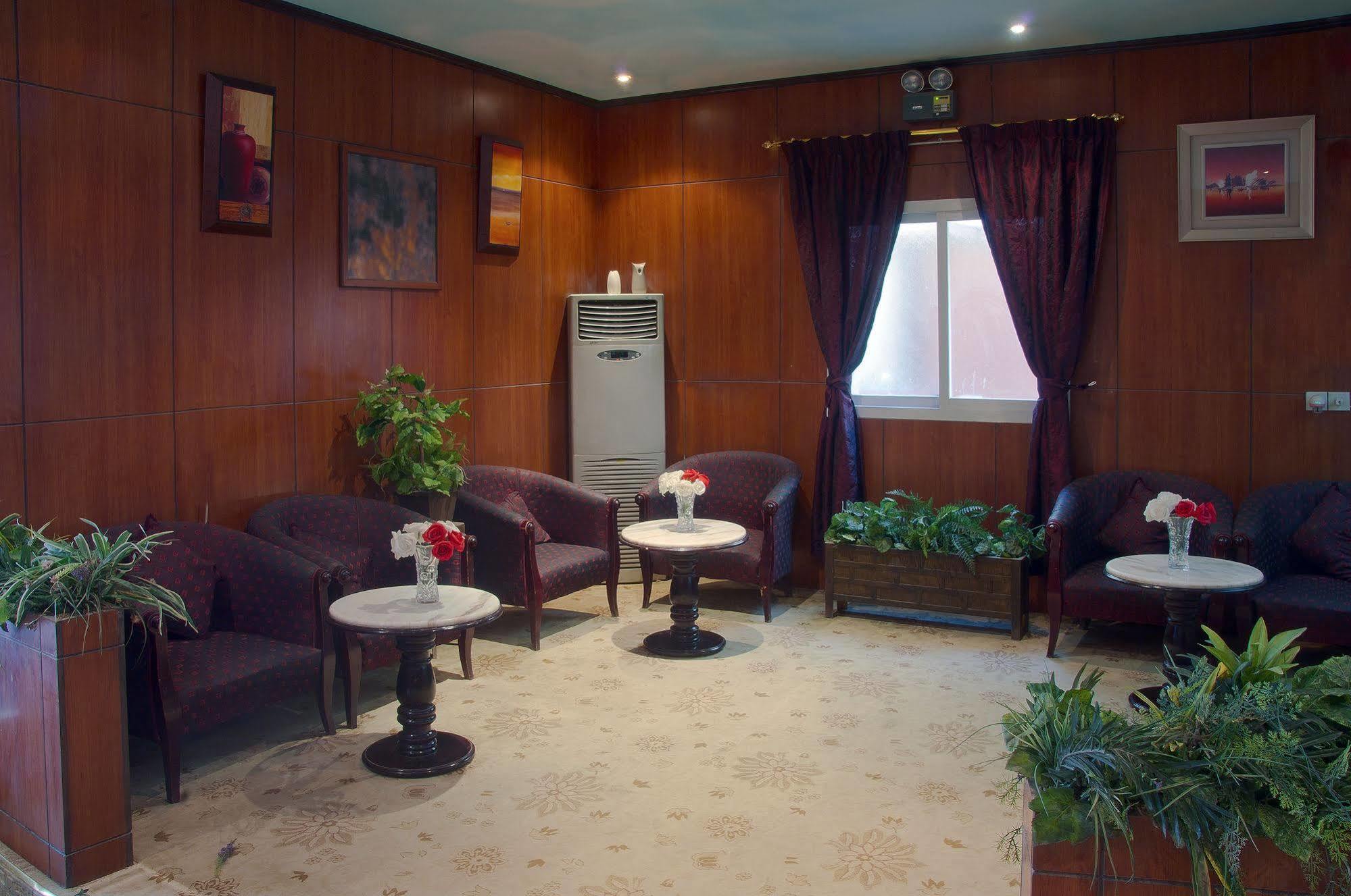 Al Farhan Hotel Suites Al Aqiq Rijad Zewnętrze zdjęcie