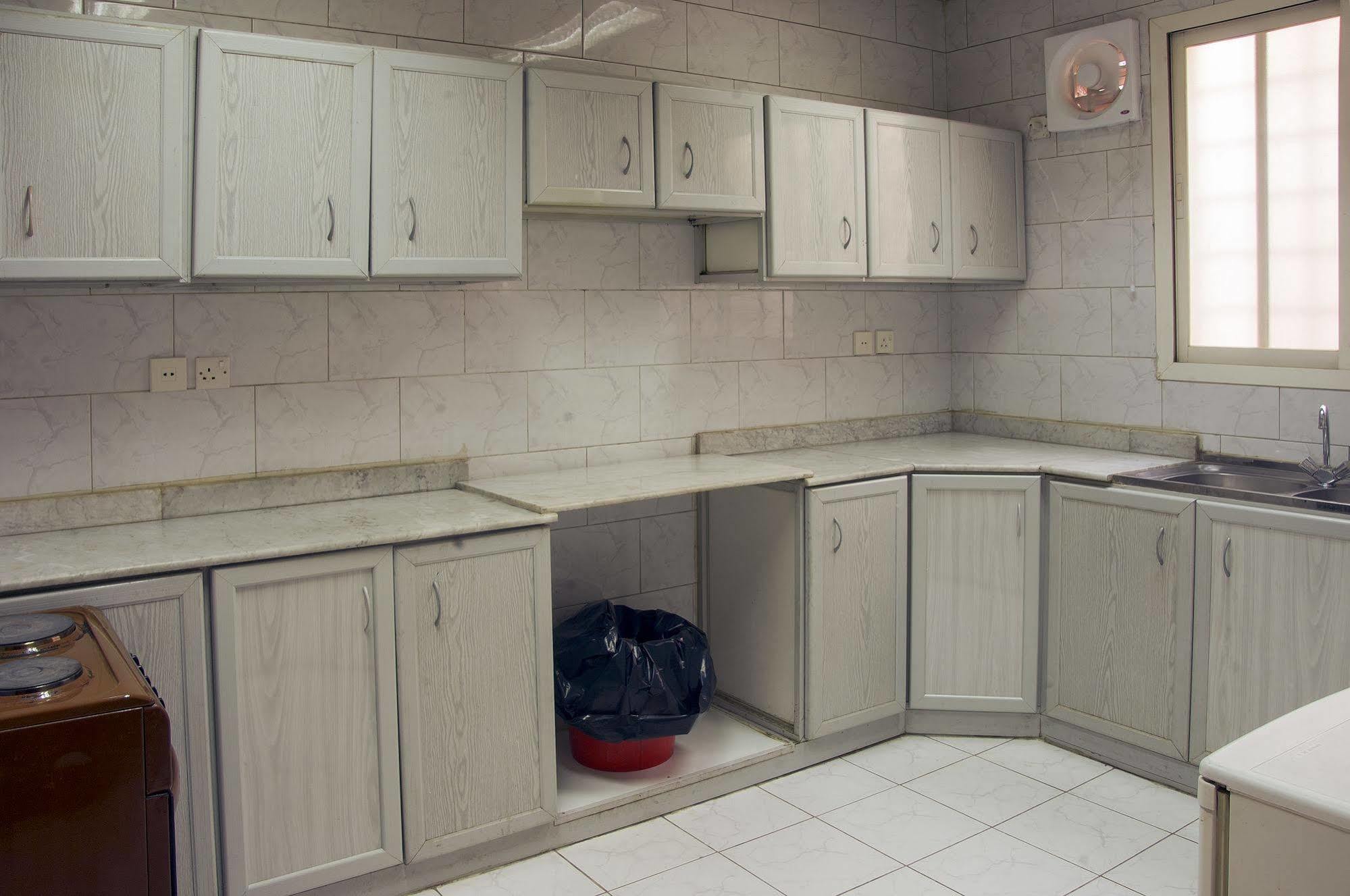 Al Farhan Hotel Suites Al Aqiq Rijad Zewnętrze zdjęcie