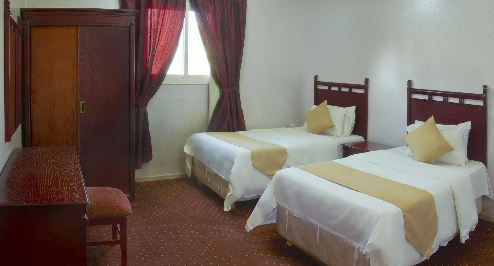 Al Farhan Hotel Suites Al Aqiq Rijad Zewnętrze zdjęcie